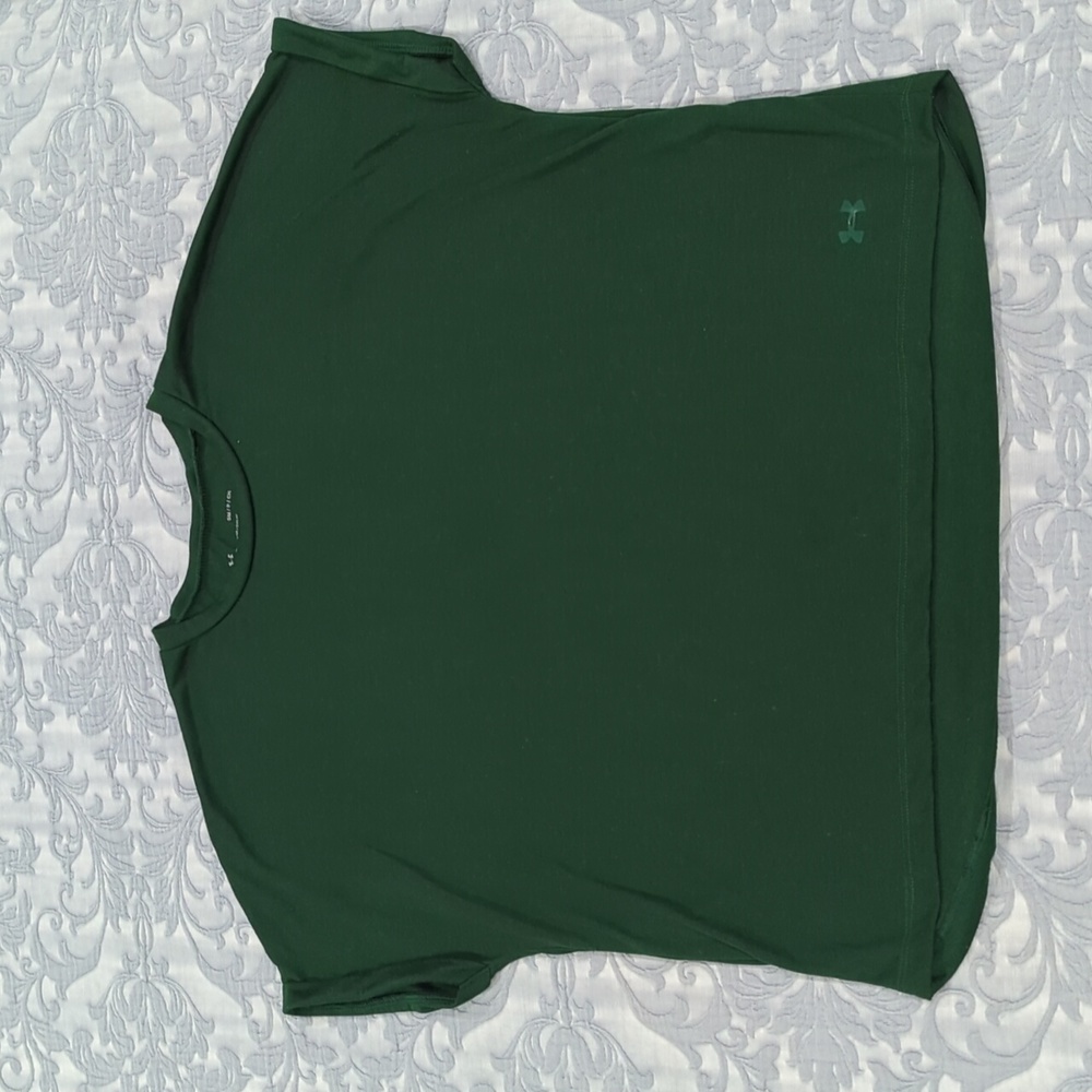 Under Armour Heat gear Green Athletic Top - Size Small